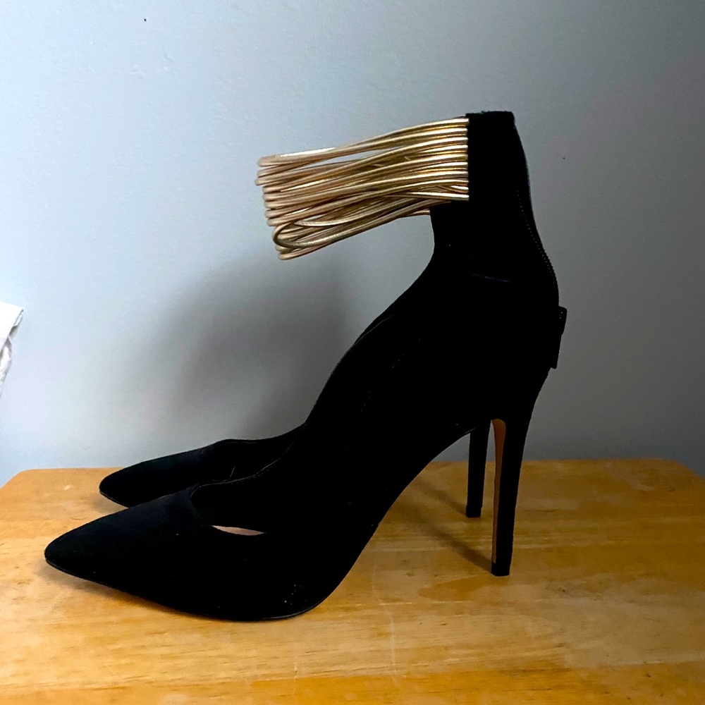 Black heels call it spring